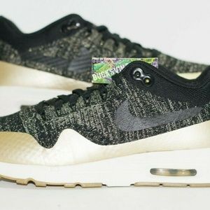Nike Air Max 1 Ultra 2.0 FK Flyknit Womens Size 7